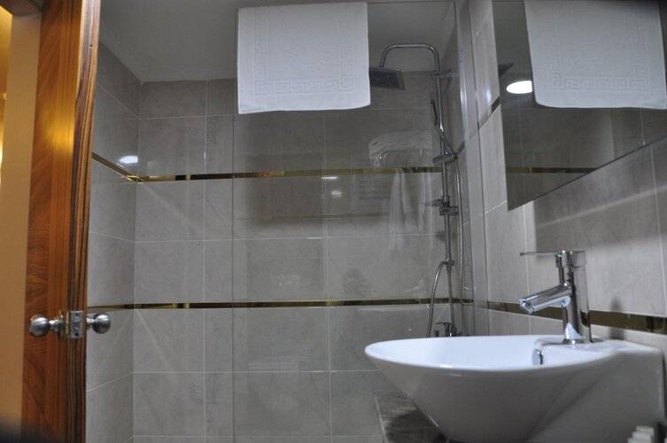 Madi Otel Izmir