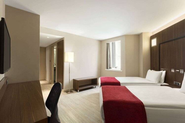 Ramada Encore By Wyndham Izmir