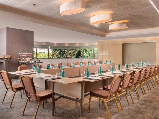 Swissotel Buyuk Efes Izmir