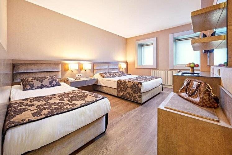 The New Hotel Zeybek