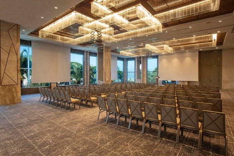 Wyndham Grand Izmir Ozdilek