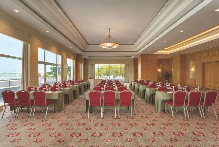 Wyndham Grand Izmir Ozdilek