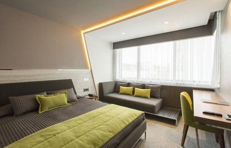 Zeniva Hotel
