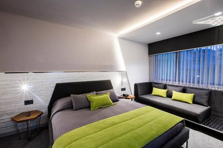 Zeniva Hotel