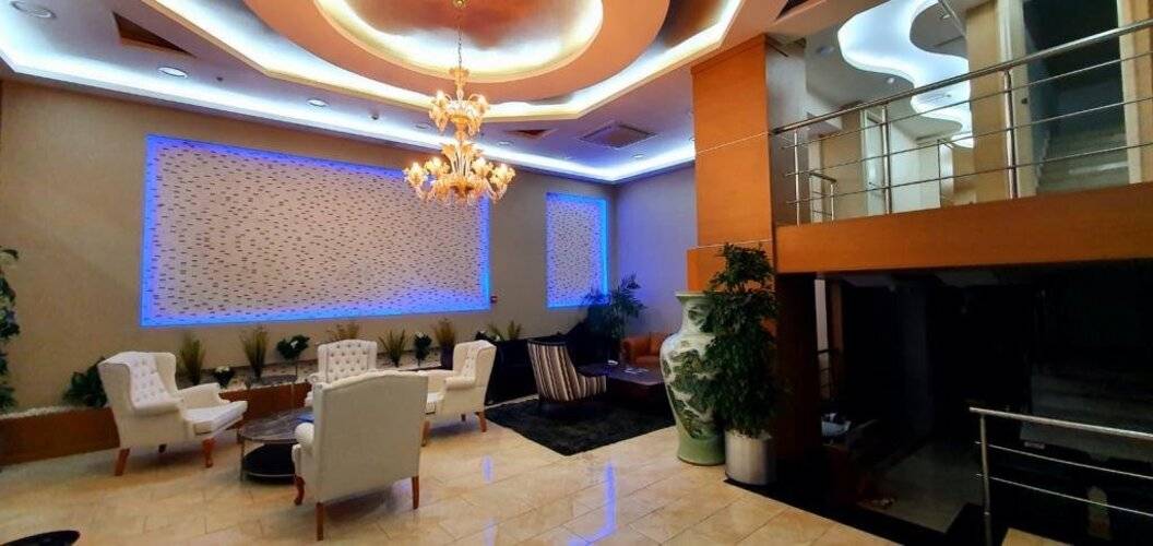 Bulvar Hotel