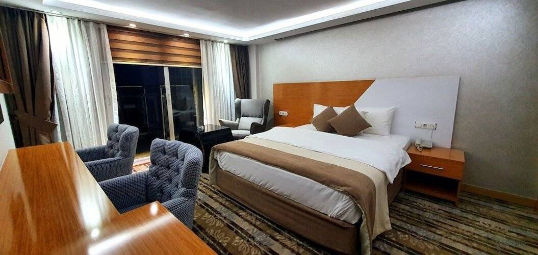 Bulvar Hotel