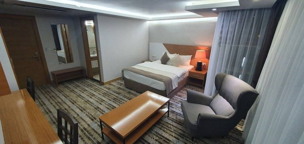 Bulvar Hotel