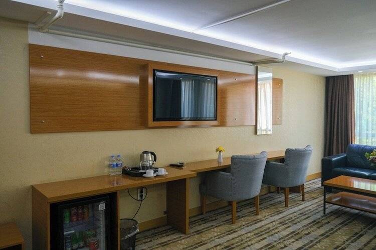 Bulvar Hotel