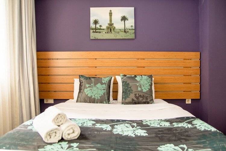 Fi Homes (Adults Only 18+)