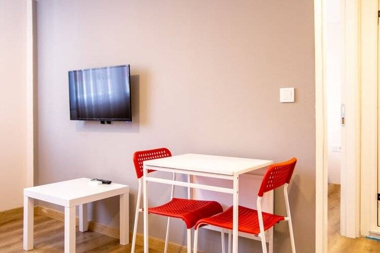 Fi Homes (Adults Only 18+)