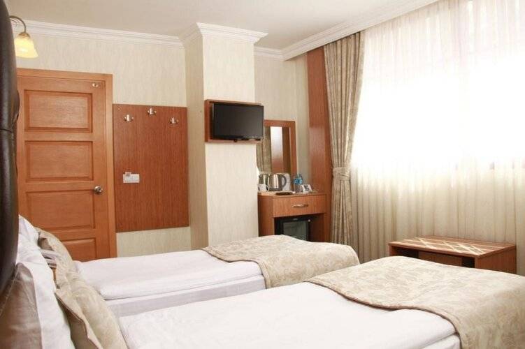 Kozan City Hotel