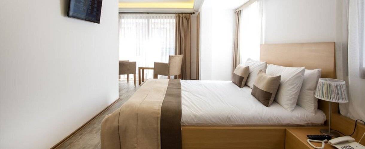 Mb City Hotel