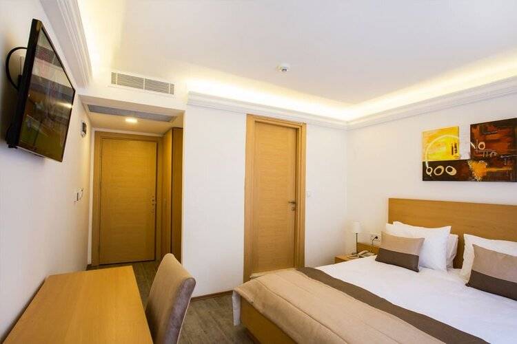 Mb City Hotel