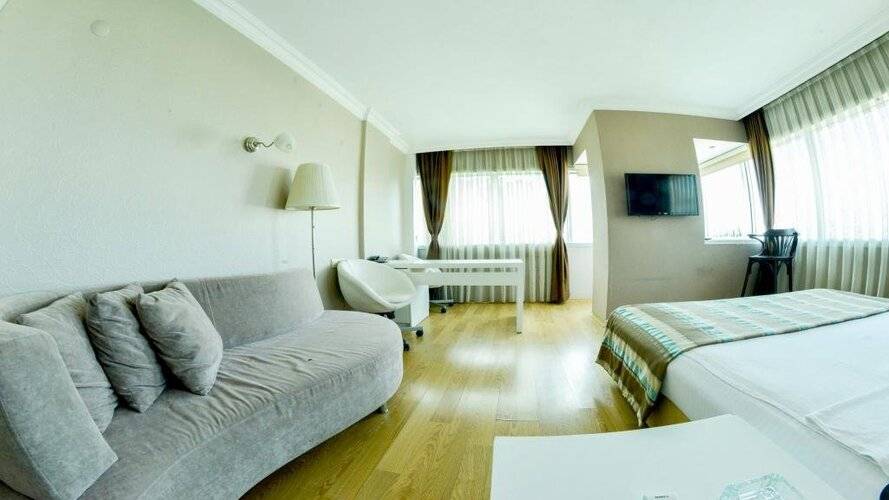Wox Ew Hotel