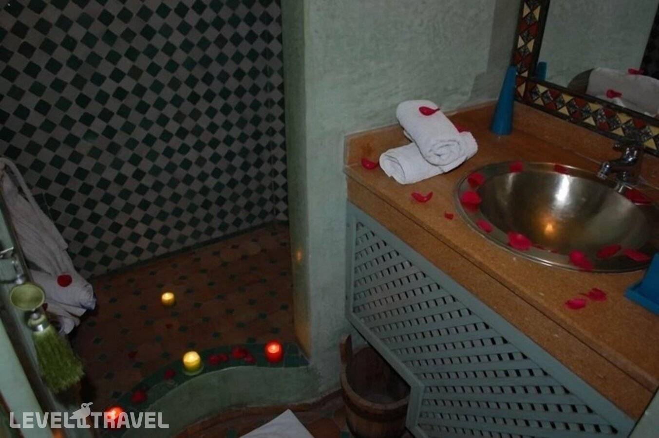 Изображение отеля 8