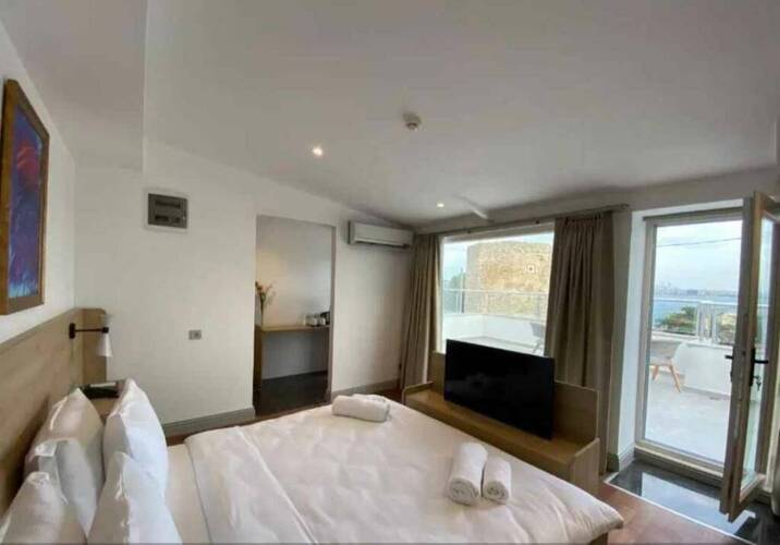 Joyway Hotel