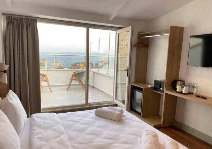 Joyway Hotel