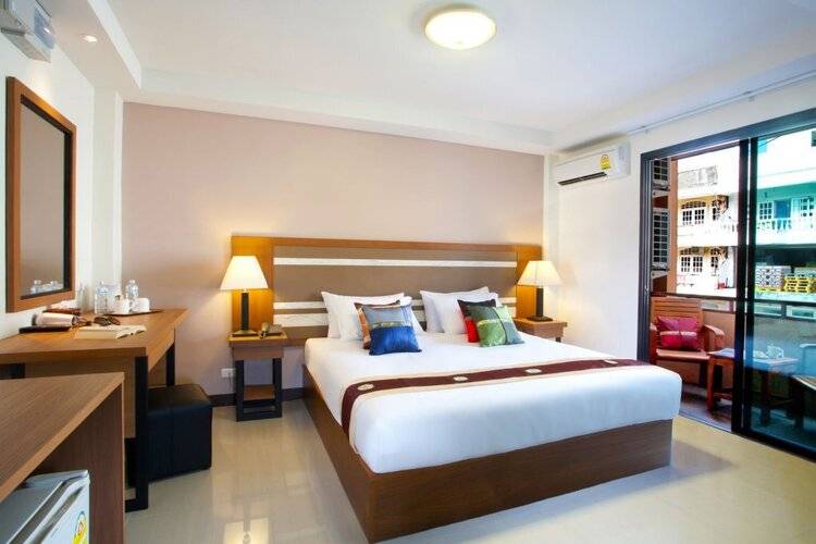 Patong V Hotel