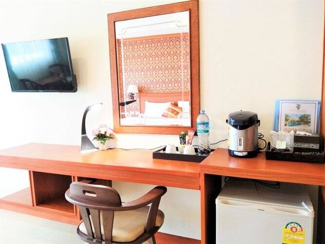 Phaithong Sotel Resort