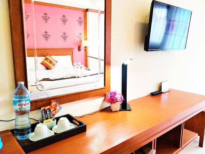 Phaithong Sotel Resort