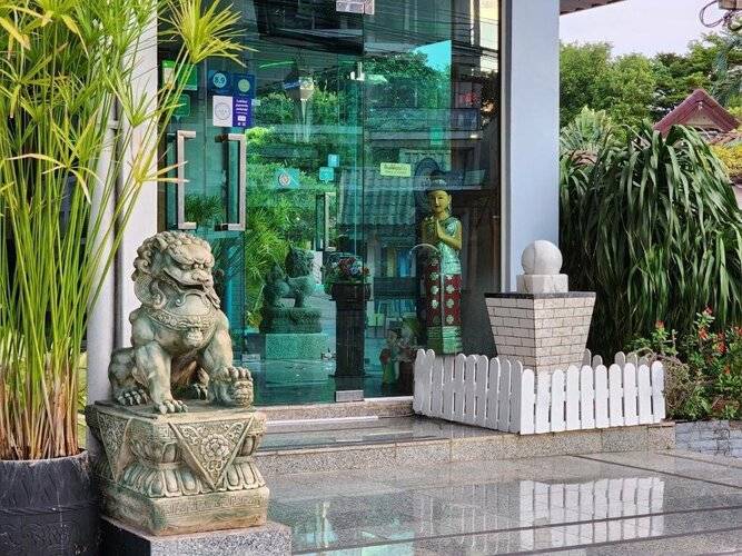 Phaithong Sotel Resort