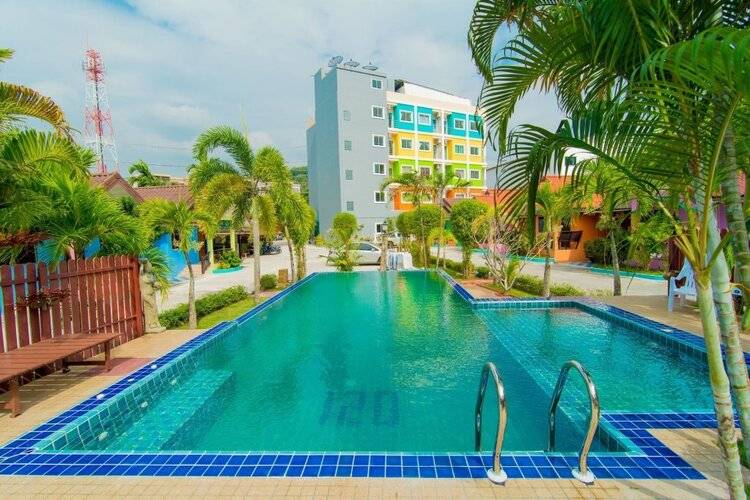 Phaithong Sotel Resort