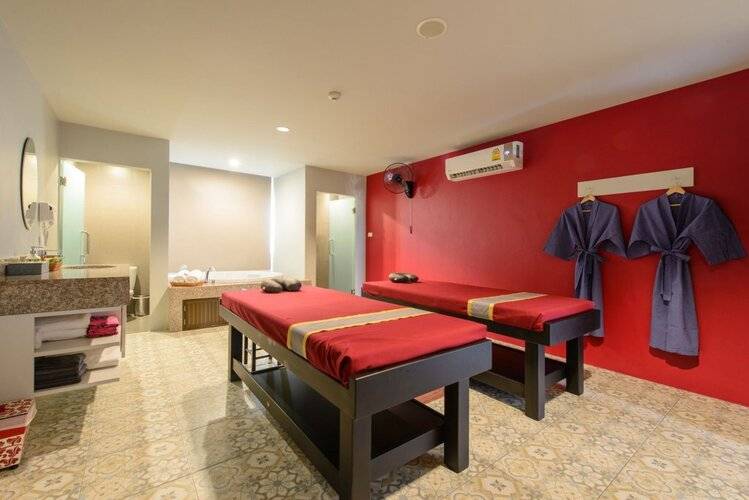 Recenta Phuket Suanluang