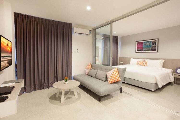 Recenta Phuket Suanluang