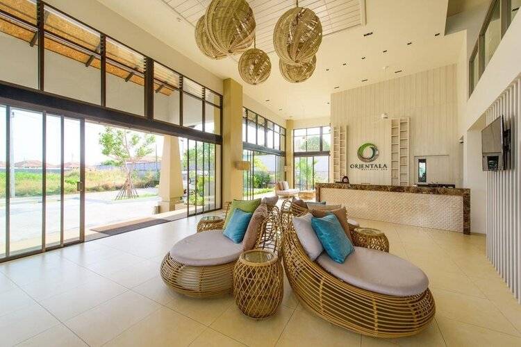 Recenta Suite Phuket Suanluang