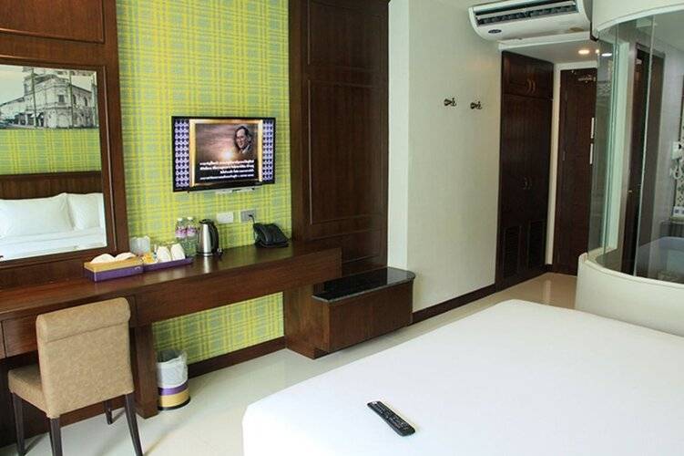 Supicha Pool Access Hotel