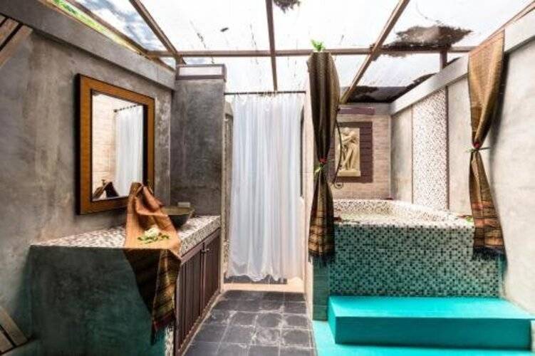 The Lantern Hostel And Spa