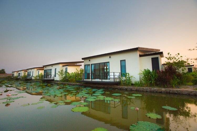 Bua Tara Resort