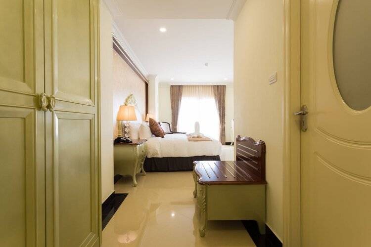 Lk Crystal Ville