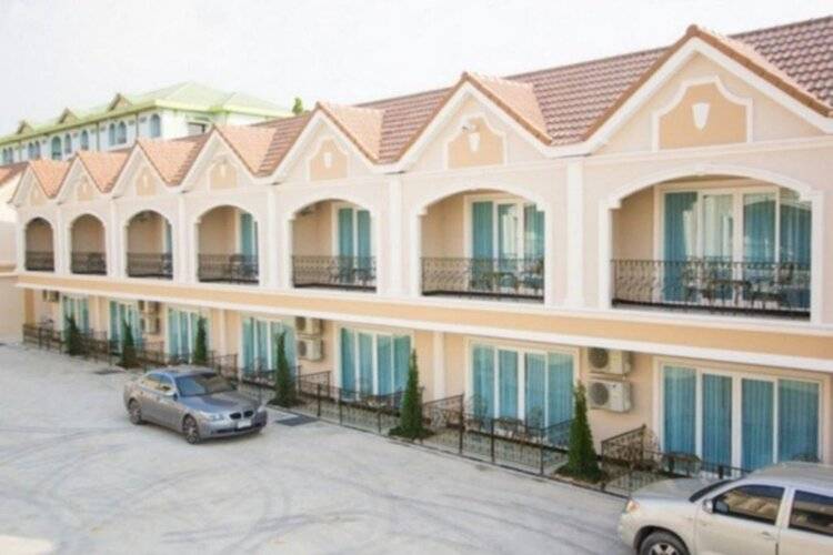 Lk Majestic Villa