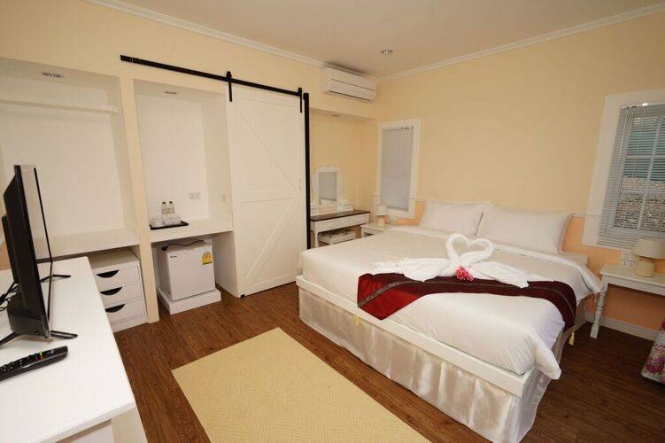 Pattaya Paradise Beach Resort