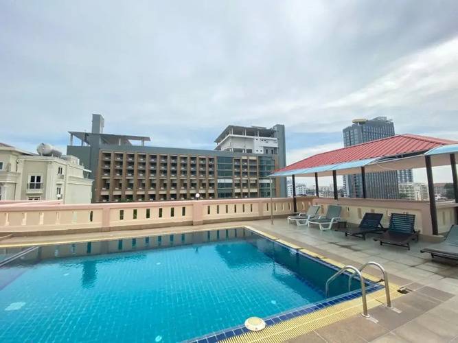 A.A. Pattaya Golden Beach Hotel