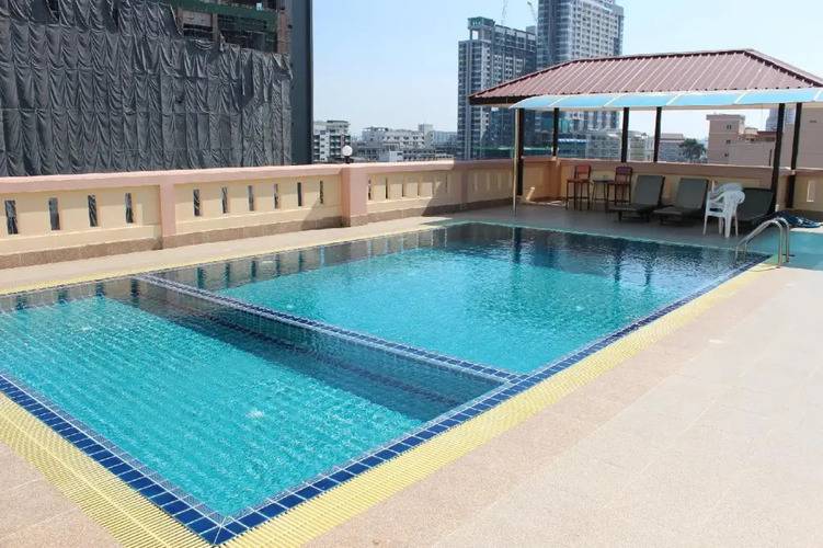 A.A. Pattaya Golden Beach Hotel