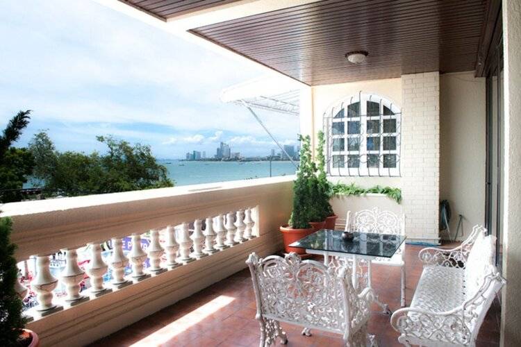 Lido Beach Hotel Pattaya