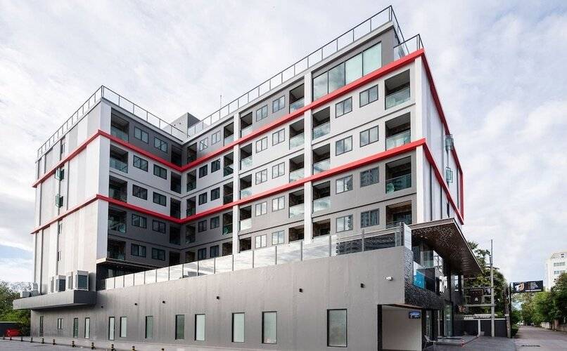 The Tj Hotel