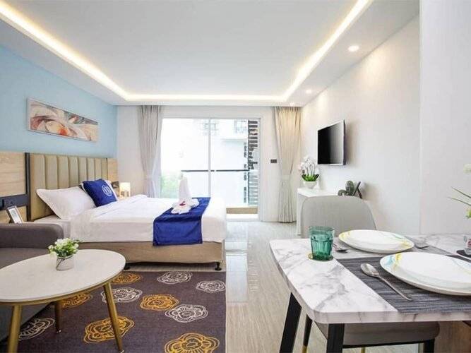 Ht9 Hotel