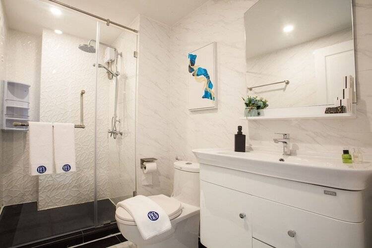 Ht9 Hotel