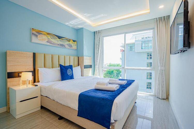 Ht9 Hotel