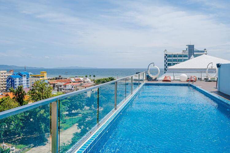 Ht9 Hotel