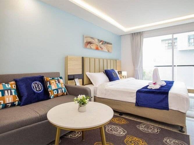 Ht9 Hotel