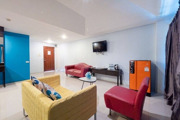 Oyo 75367 Ud Pattaya Hotel