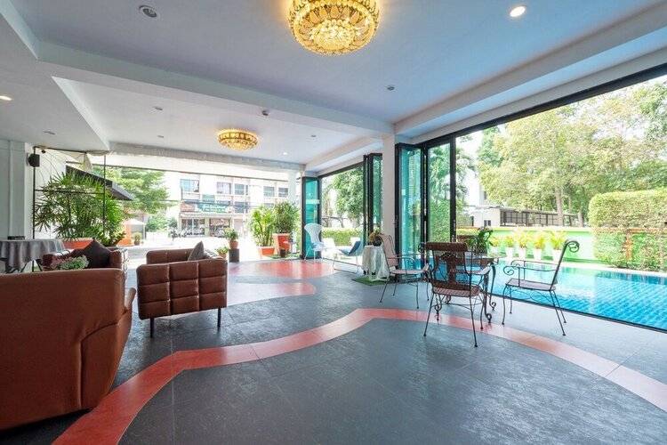 Oyo 75367 Ud Pattaya Hotel