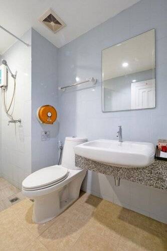 Oyo 75367 Ud Pattaya Hotel
