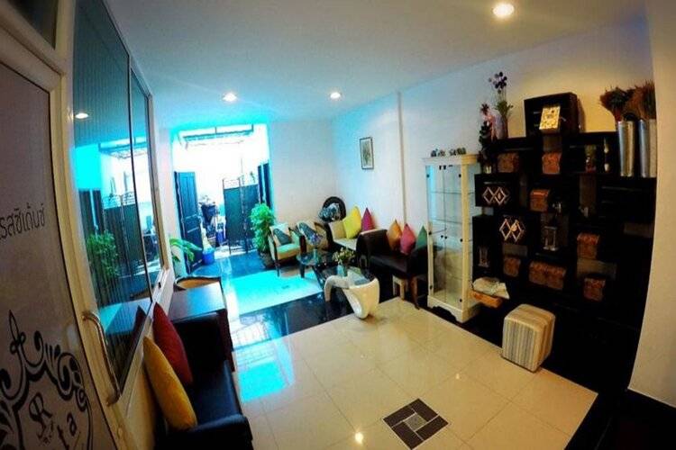 Oyo 898 Sota Residence