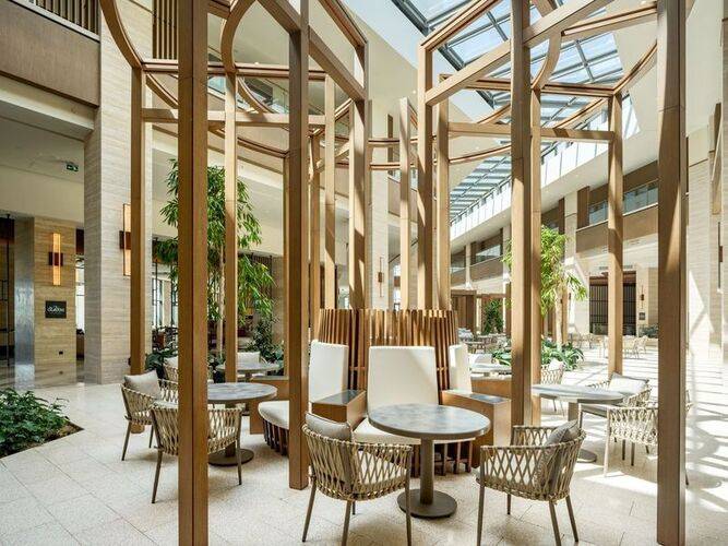 Anda Barut Collection