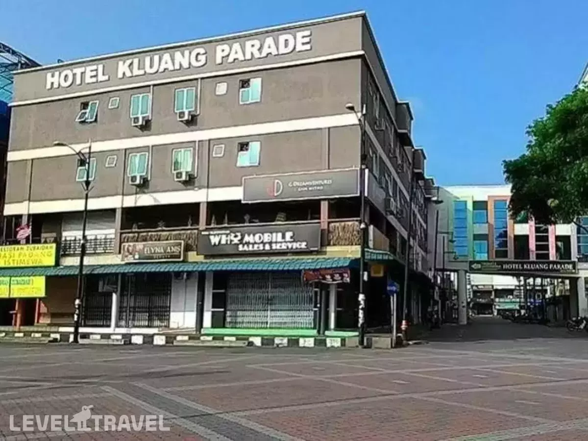 Room V At Kluang Parade